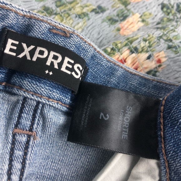 Express Low Rise Shorts - Picture 5 of 5
